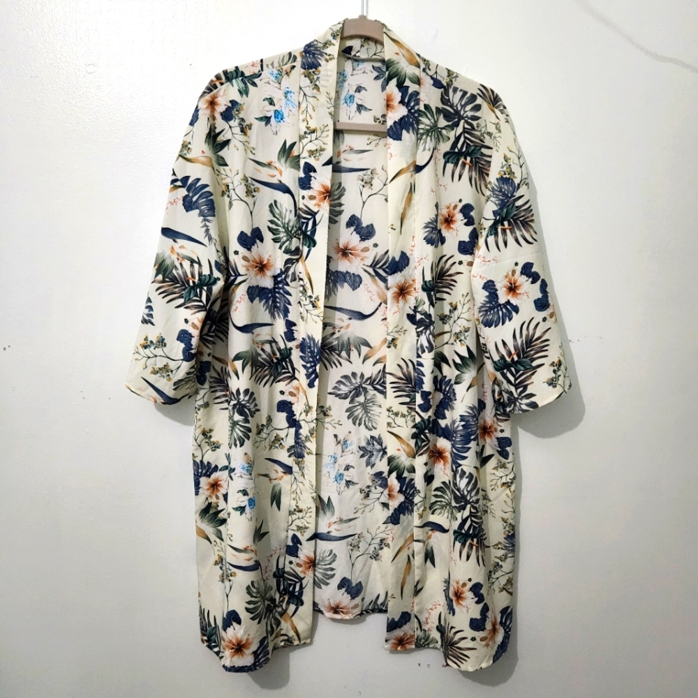 Shein Kimono Top Tropical Floral Print Size Large Cover Up Robe Boho Summer